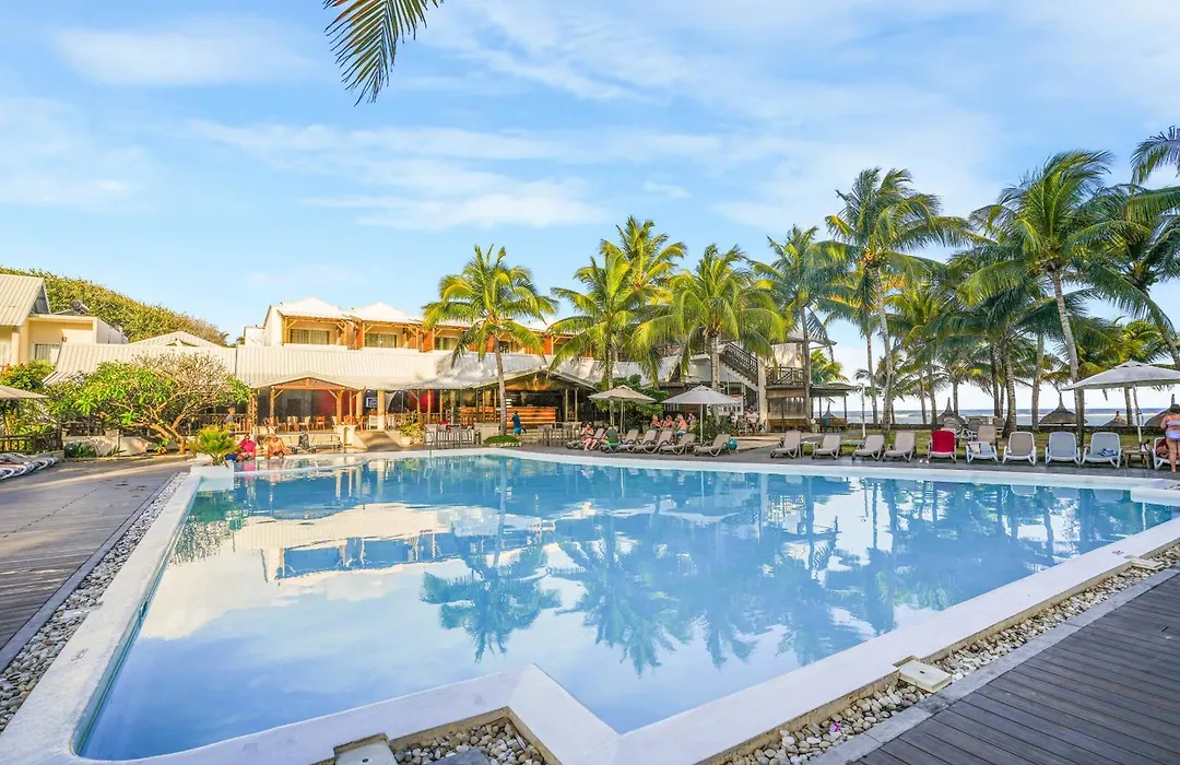 Le Peninsula Bay Beach Resort & Spa-1