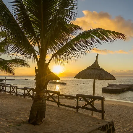 Le Peninsula Bay Beach Resort & Spa-2